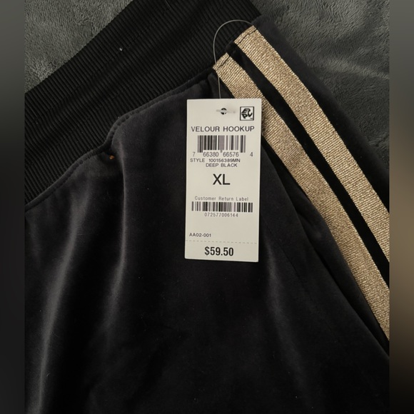 INC velour jump suit its a size XL black with gold pin strips - Picture 6 of 12